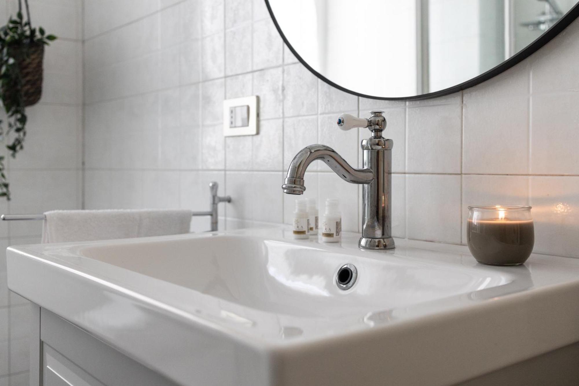 Navigli-Duomo - Prestige Apartment Netflix-Wifi Milano Eksteriør billede