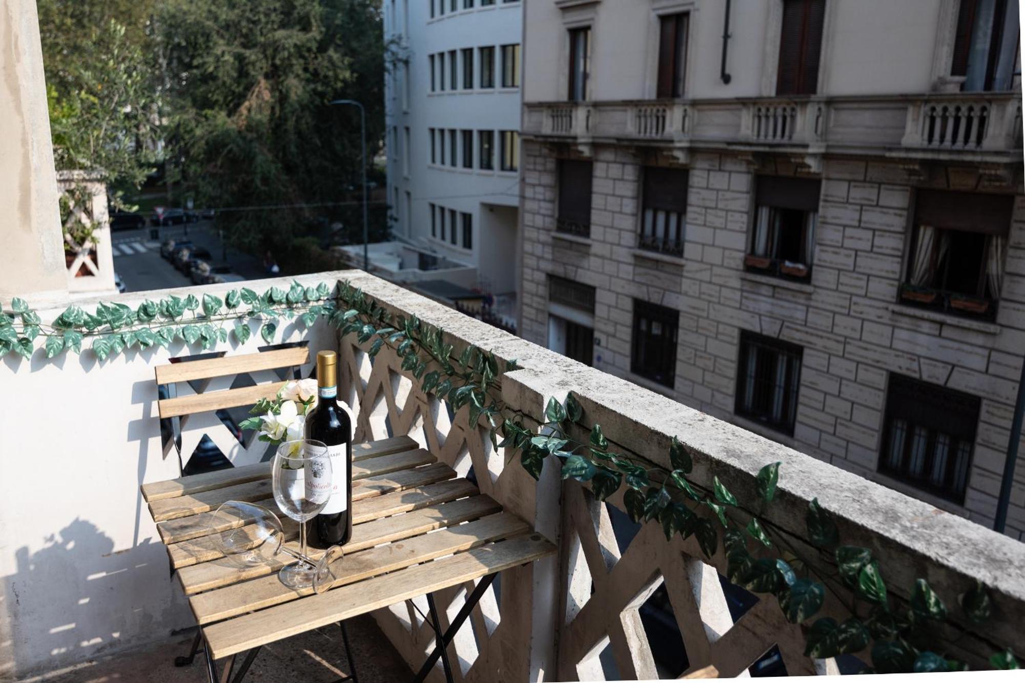 Navigli-Duomo - Prestige Apartment Netflix-Wifi Milano Eksteriør billede